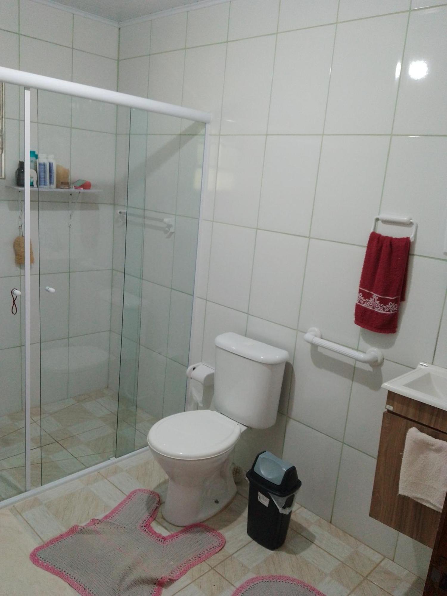 Villa Rancho Pe Da Pedra à São Bento do Sapucaí Chambre photo